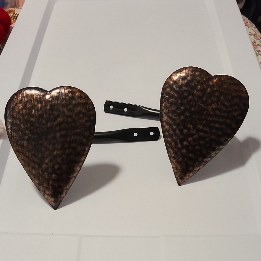 Heart-Shaped Metal Wall Hooks for Curtains
